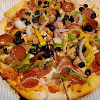 16" Combination Pizza